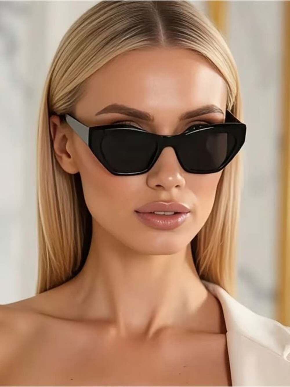 Black Cat-Eye Sunglasses - Fashion Women's Shades